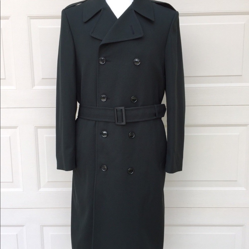 Men’s Double Breasted, All weather coat.